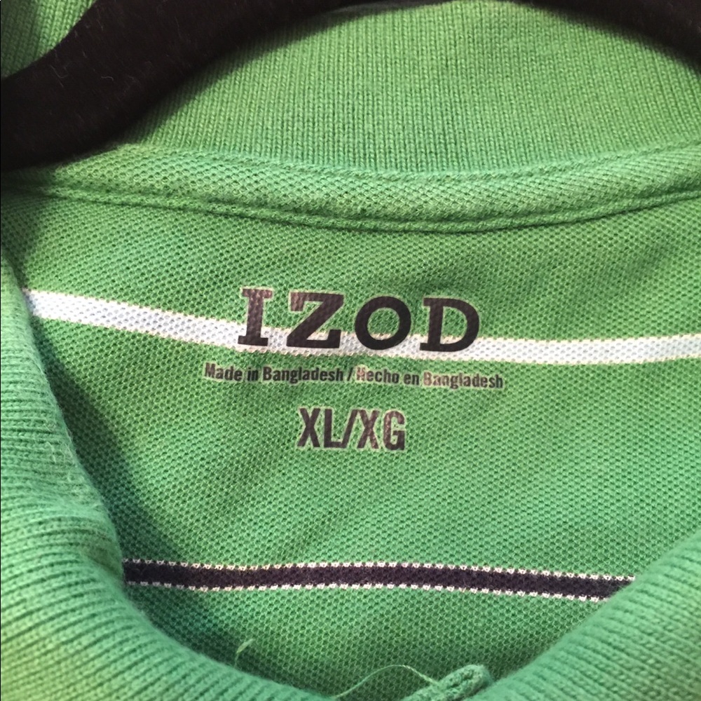 Men’s Izod Short-Sleeve Polo - Picture 2 of 3